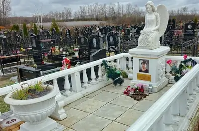 Оригинальные памятники